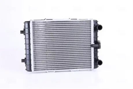 Радіатор охолодження NISSENS 606645