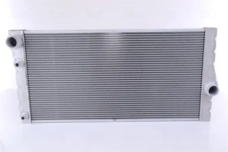Радиатор охлаждения NISSENS 60769