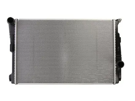 Радиатор охлаждения NISSENS 60808
