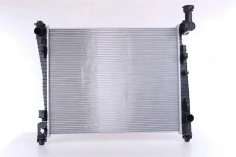 Радиатор охлаждения NISSENS 61032