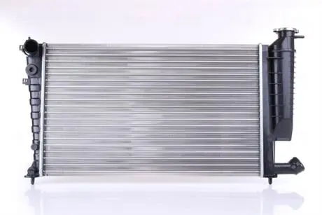 Радіатор охолоджування NISSENS 61313A
