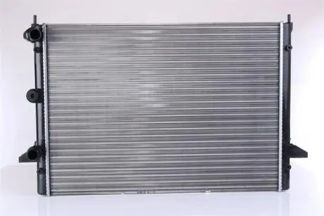 Радіатор, охолодження двигуна NISSENS 62013