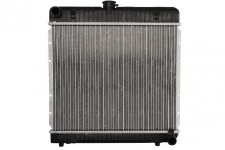 Радіатор охолодження MERCEDES W 123 (76-) NISSENS 62710