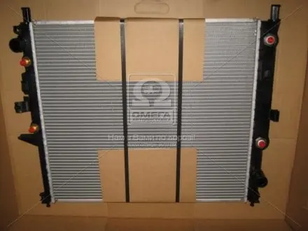 Радиатор охлаждения MERCEDES ML-CLASS W163 (98-) (выр-во) NISSENS 62788A