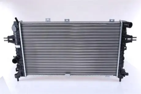 Радіатор NISSENS 63111A