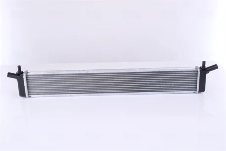 Радіатор двигуна (мкпп) TOYOTA AURIS 1.8H 10.12-12.18 NISSENS 646918