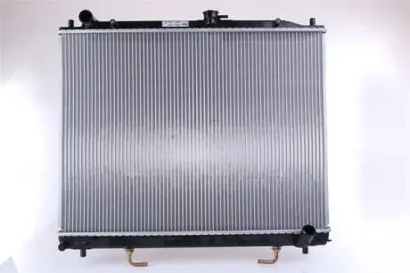 Радиатор NISSENS 68181A