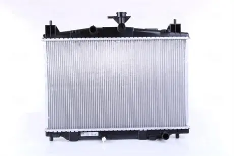 Радиатор охлаждения NISSENS 68504