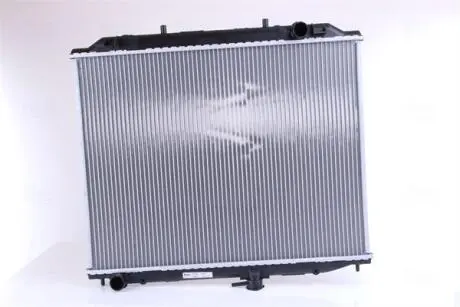 Радіатор, охолодження двигуна NISSENS 68708A