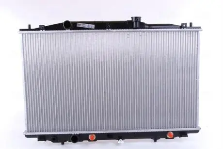 Радиатор NISSENS 69475