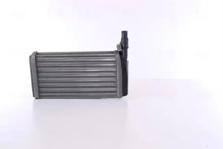 Радиатор печки NISSENS 70011