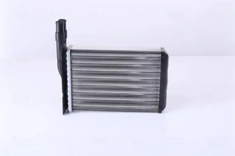 Радиатор отопления NISSENS 733591