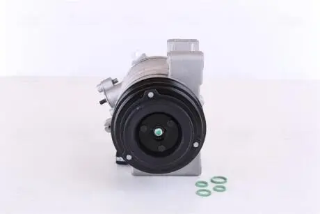 Компресор кондиціонера NISSENS 890874