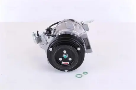 Компресор кондиціонера DCS17EC, діаметр шківа 114мм, 12В INFINITI EX, QX50 I 3.5/3.7 10.08- NISSENS 890880