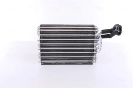 Випарник кондиціонера NISSENS 92059