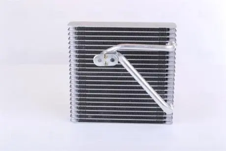 Испаритель кондиционера NISSENS 92164