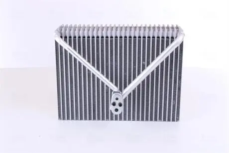 Испаритель кондиционера NISSENS 92257