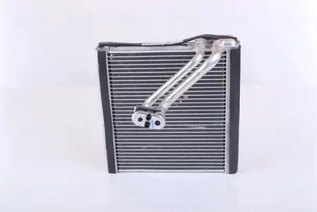 Испаритель кондиционера NISSENS 92371