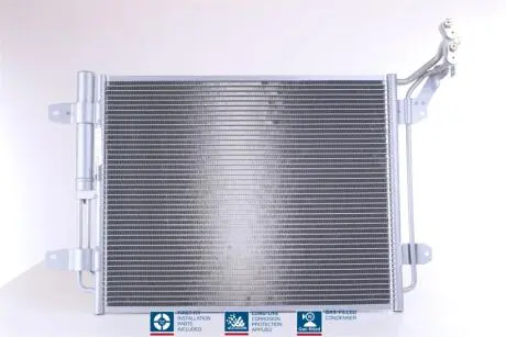 Конденсер кондиціонера NISSENS 940138
