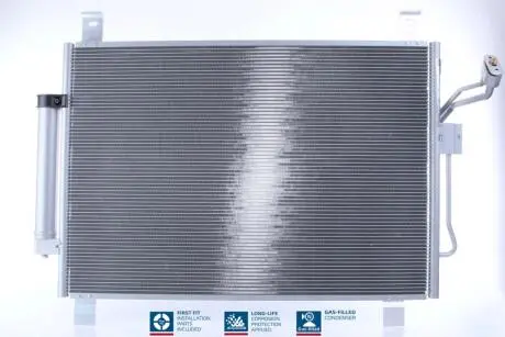 Радіатор кондиціонера First Fit NISSENS 940836