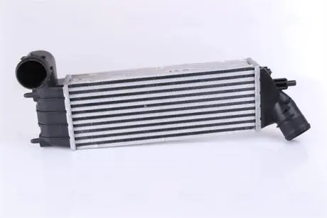 Інтеркулер NISSENS 96766