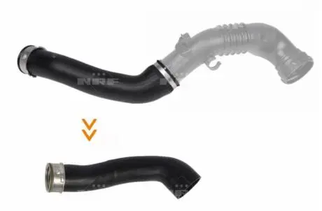 Патрубок інтеркулера (нижній/L) BMW 3 (E90/E91) 2.0d 04-12 (M47/N47) NRF 166139