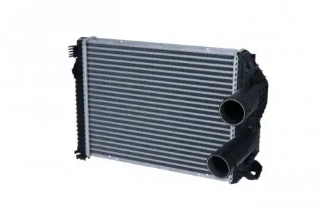 Интеркуллер MERCEDES ATEGO 1017 A NRF 30210