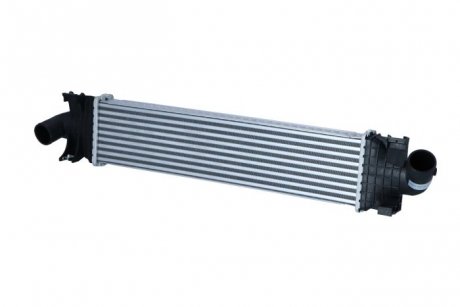 Радиатор интеркулера Ford Mondeo/Focus 1.6-2.5D 03- NRF 30870 (фото 1)