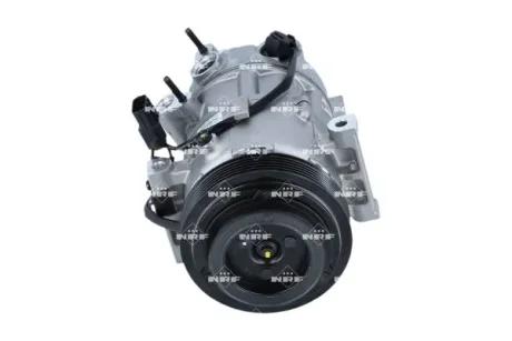 Компресор кондиціонера HYUNDAI IX35, KIA SPORTAGE III 2.0D 08.09-12.16 NRF 320189G