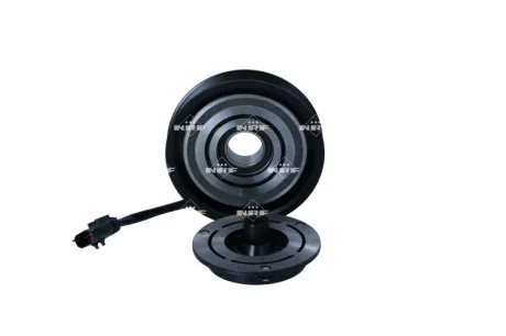 Муфта компресора кондиціонера (GENUINE DENSO 10PA/10S 6 130мм) MERCEDES V (638/2), CHRYSLER VOYAGER IV, DODGE CARAVAN, FORD FUSION, JEEP GRAND CHEROKEE II, WRANGLER II 1.4LPG-4.0 08.96-12.12 NRF 380118