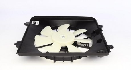 Вентилятор радиатора Honda CR-V III 2.0/2.2/2.4D 07- (с диффузором) NRF 47273 (фото 1)