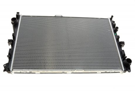 Радиатор охлаждения MB C-class (W205)/E-class (W213)/GLC (X253) 13- OM651/OM654/M274/M276 NRF 50040 (фото 1)