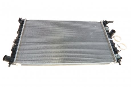 Радиатор охлаждения Opel Vectra A/B 1.6-2.2 i/DTI 95-03 NRF 50219 (фото 1)
