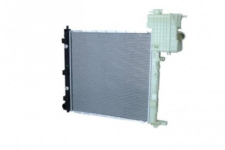 Радиатор, охлаждение двигателя NRF 50582 (фото 1)