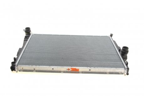 Радиатор охлаждения BMW 3 (E46) 00-05 NRF 51580 (фото 1)