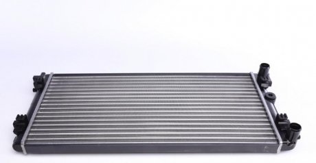 Радіатор охолодження Skoda Fabia/Rapid/Roomster/VW Polo 06- (Економ-клас) NRF 53024A (фото 1)