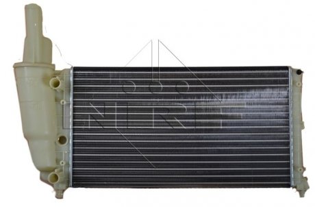 Радиатор NRF 53225 (фото 1)