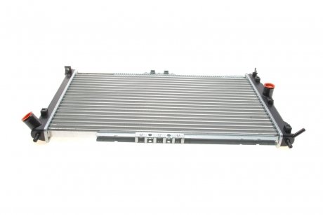 Радиатор охлаждения Daewoo Lanos 1.4-1.6 97- (380x633x16) NRF 53253