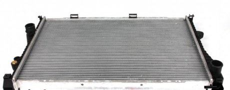 Радиатор охлаждения BMW 5 (E39)/7 (E38) 2.5TD 96-04 NRF 53722 (фото 1)