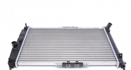 Радиатор охлаждения Chevrolet Aveo 1.4i 03- NRF 53902A