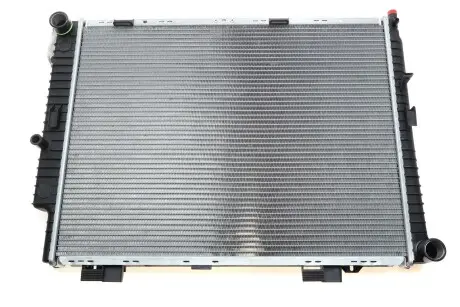 Радиатор охлаждения MB E-class (W210/S210) 99-03 NRF 55331