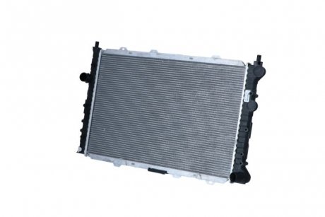 Радиатор NRF 58202 (фото 1)