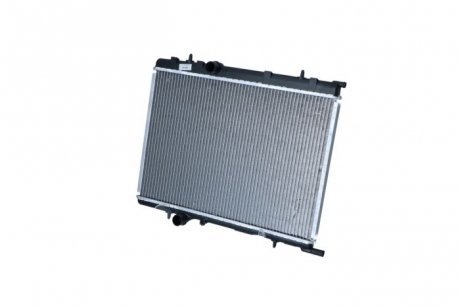 Радиатор охлаждения Citroen Berlingo/Peugeot Partner 1.6-2.0HDI 96-15 NRF 58308