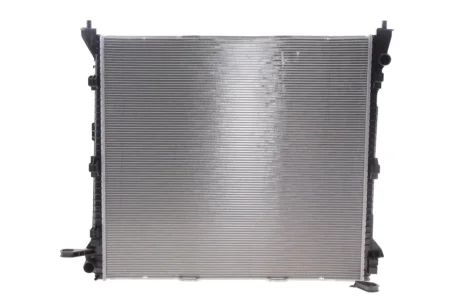 Радіатор охолодження VW Crafter 2.0TDI 16-(пошкоджене кріплення) NRF DSC_550249