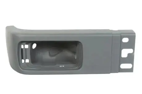 Передний бампер PACOL MERFSB001R