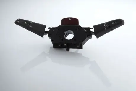 Підкермовий перемикач PE AUTOMOTIVE 01005800A