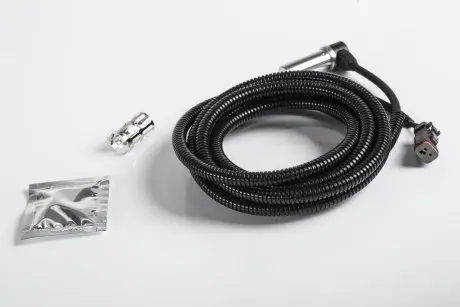 Датчик ABS передн Лів (кутовий, 3200мм, 2pin) RVI PE AUTOMOTIVE 08642700A