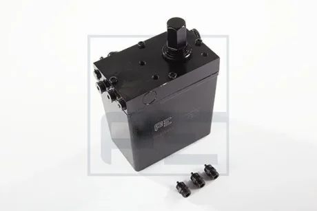 Помпа нахилу кабіни RVI C, K, T VOLVO FH, FH II, FH16, FH16 II, FM, FM II, FMX II 01.03- PE AUTOMOTIVE 14361400A