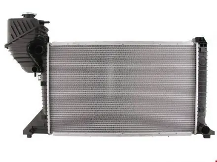 Радиатор охлаждения двигателя Polcar 506308A1