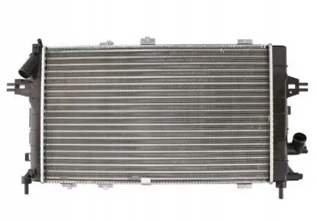 Радіатор охолодження двигуна Polcar 550908A3